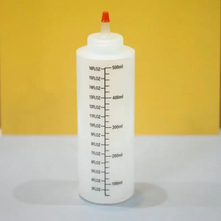 Commercial sauce squeezing bottles with LIDS, salad dressing bottles, plastic jam squeezing bottles, large kitchen gadgets