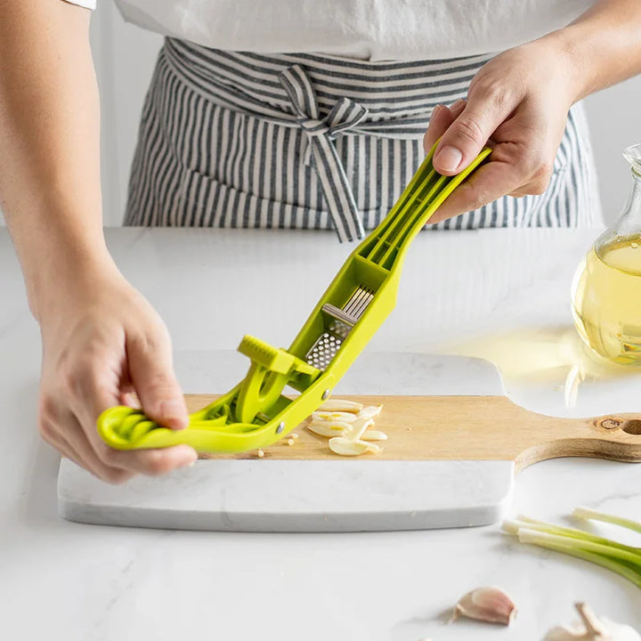 2-in-1 Multifunctional Garlic Press For Pressing Mash Garlic And Sliced Garlic Vegetable Squeezer For Home Cooking Masher Tool